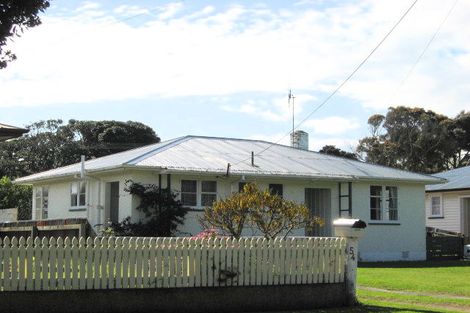Photo of property in 54 Bedford Avenue, Gonville, Whanganui, 4501