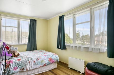 Photo of property in 8 Nikau Street, Wairakei, Taupo, 3332