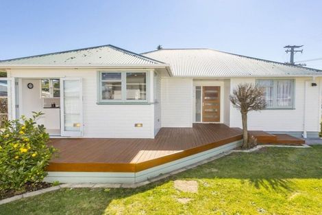 Photo of property in 30a Ranfurly Street, Trentham, Upper Hutt, 5018