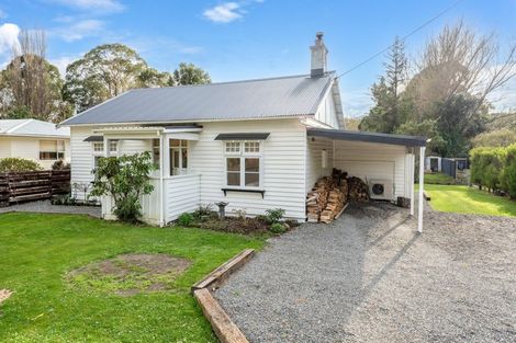 Photo of property in 56b Rahui Road, Otaki, 5512