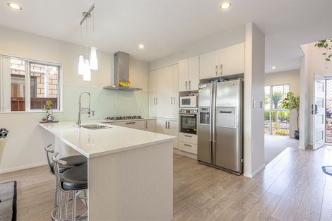 Photo of property in 5 Kiltole Drive, Flat Bush, Auckland, 2019