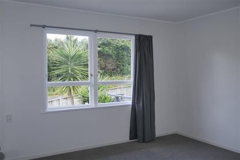 Photo of property in 28 Memorial Drive, Parahaki, Whangarei, 0112