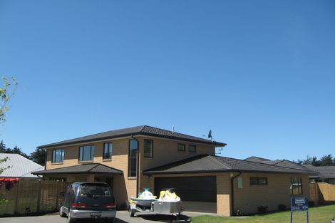 Photo of property in 45 Pentonville Close, Westmorland, Christchurch, 8025