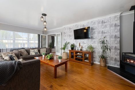 Photo of property in 22 Wharepaina Crescent, Springfield, Rotorua, 3015