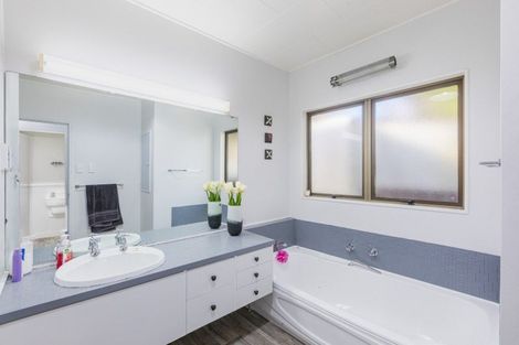 Photo of property in 9 Mount View Place, Waipukurau, 4200