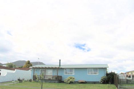 Photo of property in 16 Macdonell Street, Hilltop, Taupo, 3330