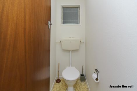 Photo of property in 89 Wikiriwhi Crescent, Awapuni, Palmerston North, 4412