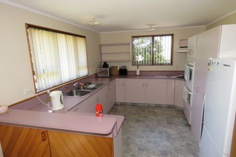 Photo of property in 65 Snodgrass Road, Westport, 7892