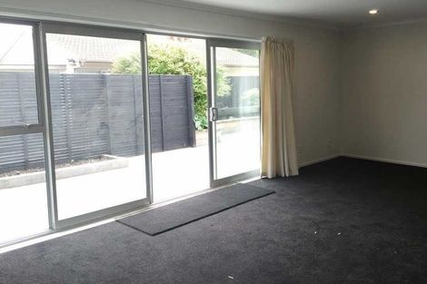Photo of property in 3/22 Derby Street, St Albans, Christchurch, 8014