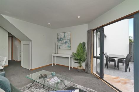 Photo of property in 3/96 Wainui Street, Riccarton, Christchurch, 8041