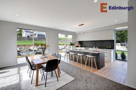 Photo of property in 16 Redwoods Lane, Helensburgh, Dunedin, 9010