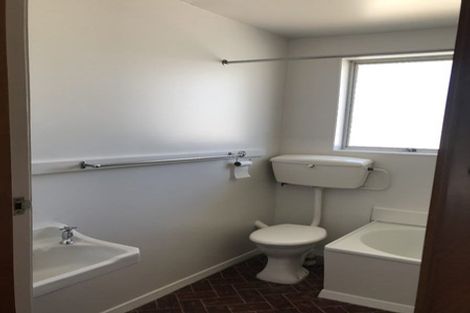 Photo of property in 4/72 Springs Road, Hornby, Christchurch, 8042