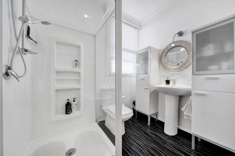 Photo of property in 21 Argyle Street, Hawera, 4610