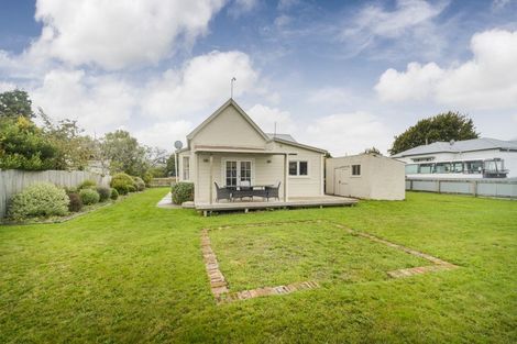 Photo of property in 13 Sandilands Street, Feilding, 4702