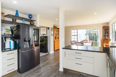 Photo of property in 17 Anaru Place, Awapuni, Palmerston North, 4412