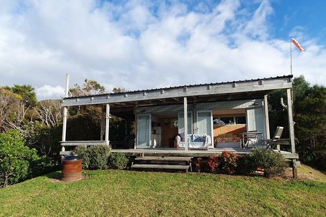 Photo of property in 15 Kowhai Place, Tuateawa, Coromandel, 3583