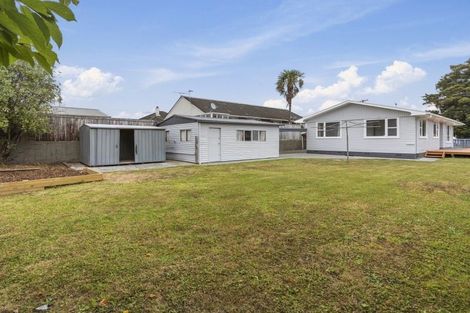 Photo of property in 42 Kashmir Avenue, Clouston Park, Upper Hutt, 5018