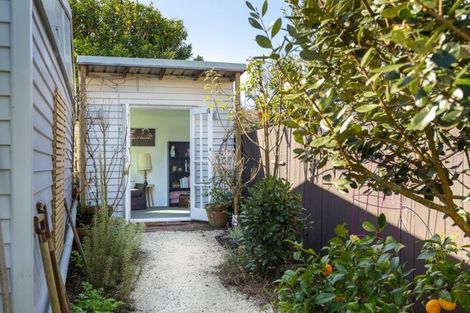 Photo of property in 4 Benghazi Road, Panmure, Auckland, 1072