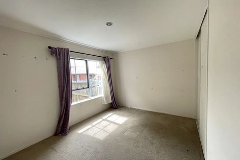 Photo of property in 12 Nedlands Place, Burswood, Auckland, 2013