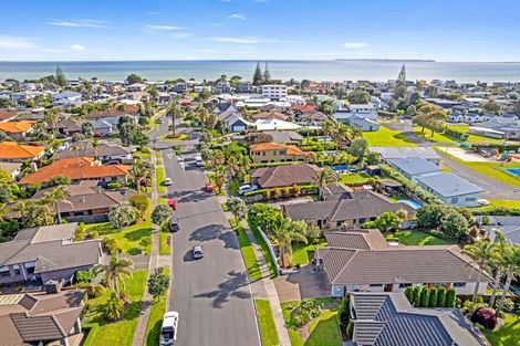 Photo of property in 49 Palm Springs Boulevard, Papamoa Beach, Papamoa, 3118