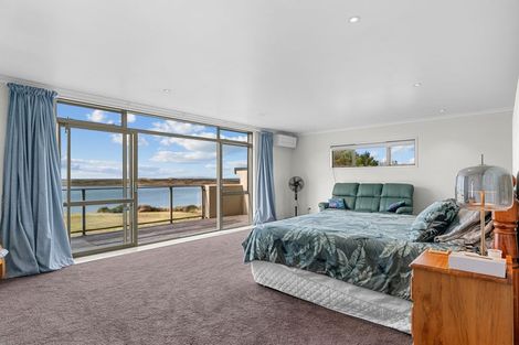 Photo of property in 585 Cove Road, Waipu, 0582