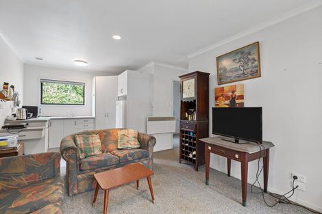 Photo of property in 4 Slade Street, Greerton, Tauranga, 3112