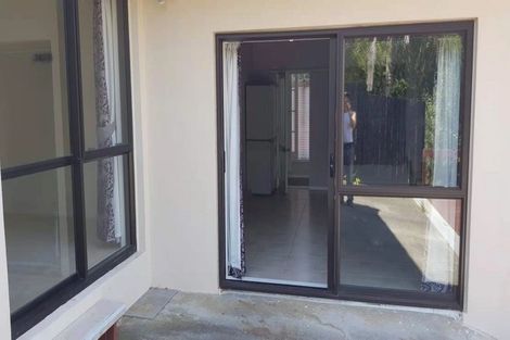 Photo of property in 31 Haseler Crescent, Howick, Auckland, 2014