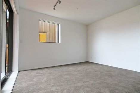 Photo of property in The Firemans Apartments, 204/321 Jackson Street, Petone, Lower Hutt, 5012