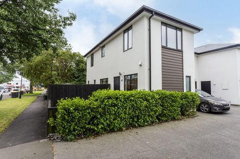 Photo of property in 8a Defoe Place, Waltham, Christchurch, 8023