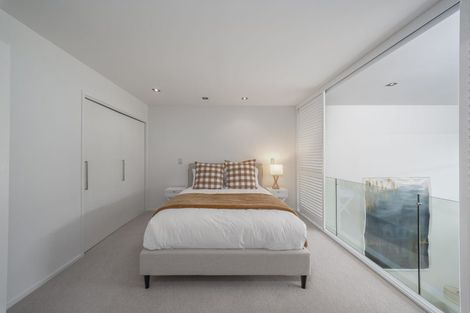 Photo of property in 12 Holly Road, St Albans, Christchurch, 8014