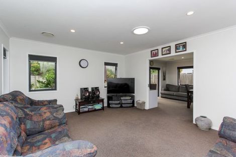 Photo of property in 10b Anderson Way, Highlands Park, New Plymouth, 4312
