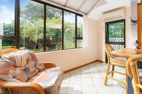Photo of property in 2 Lavinia Grove, Waikanae Beach, Waikanae, 5036