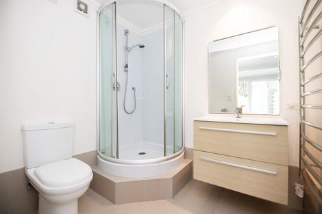 Photo of property in 52 Sunnyheights Road, Orewa, 0931