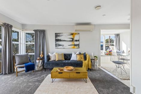 Photo of property in 71b Red Beach Road, Red Beach, 0932