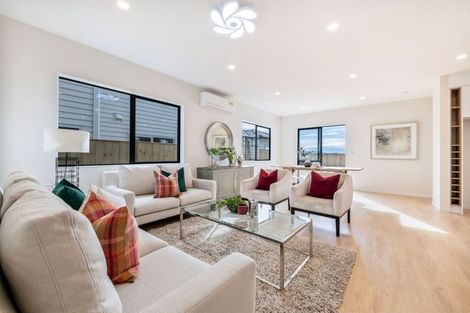 Photo of property in 52 Tir Conaill Avenue, Flat Bush, Auckland, 2019