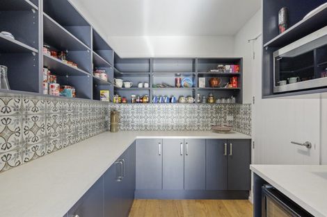 Photo of property in 6 Harrier Place, Amberley, 7410