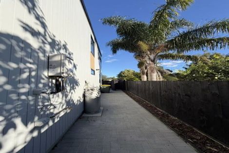 Photo of property in 363d Bucklands Beach Road, Bucklands Beach, Auckland, 2012