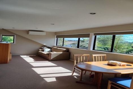 Photo of property in 13 Wainoni Heights, Greenhithe, Auckland, 0632