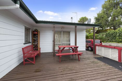 Photo of property in 56 Peverill Crescent, Papatoetoe, Auckland, 2025