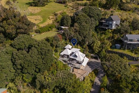 Photo of property in 5 Florence Place, Hahei, Whitianga, 3591