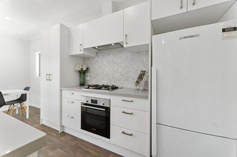 Photo of property in 23c Heta Road, Highlands Park, New Plymouth, 4312