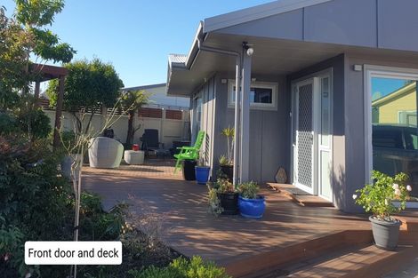 Photo of property in 107 Ryder Crescent, Levin, 5510