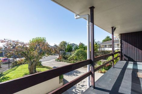 Photo of property in 76 Highbury Drive, Levin, 5510