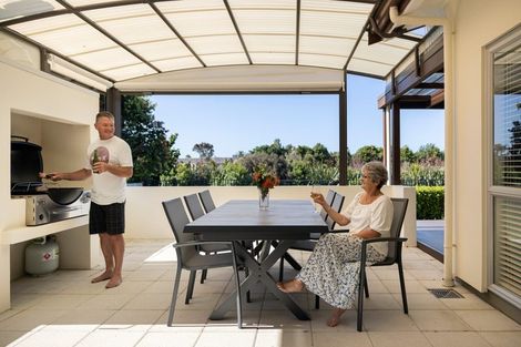 Photo of property in 81 Oriental Parade, Papamoa Beach, Papamoa, 3118