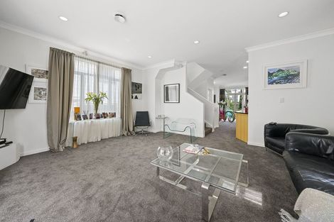 Photo of property in 35b Hobson Crescent, Thorndon, Wellington, 6011