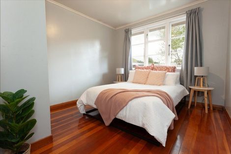 Photo of property in 24 Station Street, Tirau, 3410