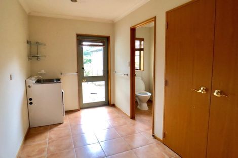 Photo of property in 30 Everlea Place, Alfriston, Auckland, 2105