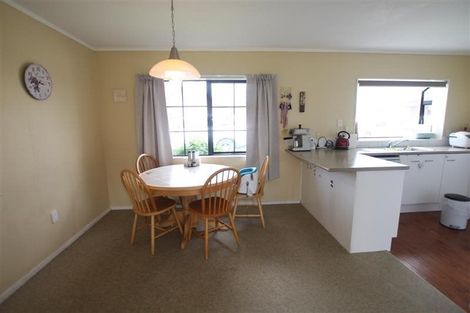 Photo of property in 2/76 Frank Nobilo Drive, Golflands, Auckland, 2013