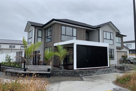 Photo of property in 2 Roa Avenue, Hobsonville, Auckland, 0618