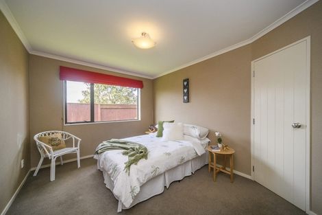 Photo of property in 22 Cleveland Heights, Kelvin Grove, Palmerston North, 4414